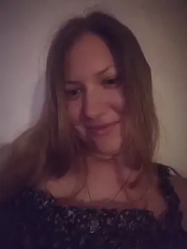 Živý XXX chat August_Shine