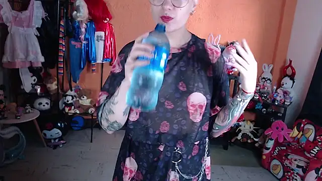 Chat +18 de MissMiia2 ao vivo