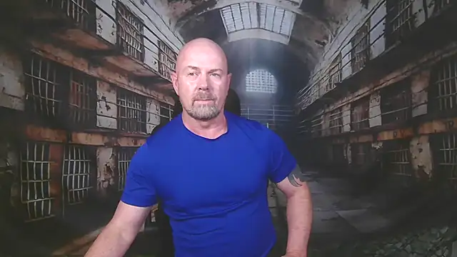 ManlyPrisonGuy – webcam-show