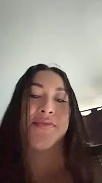 Chat +18 de Tatiana123_ ao vivo