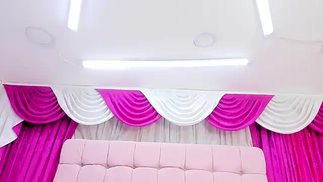 Živý XXX chat CanelaDevil_