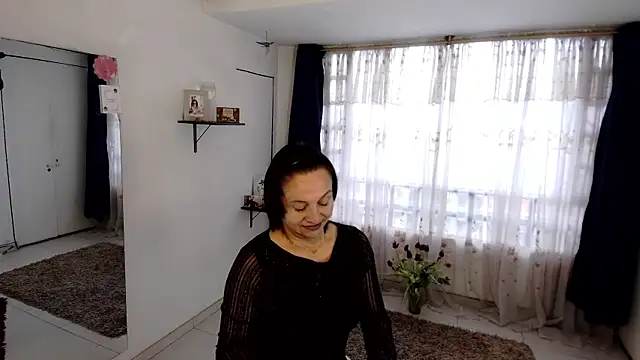 Lola_137 Chat XXX in diretta