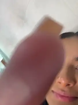 EmilySearss' Live XXX Chat