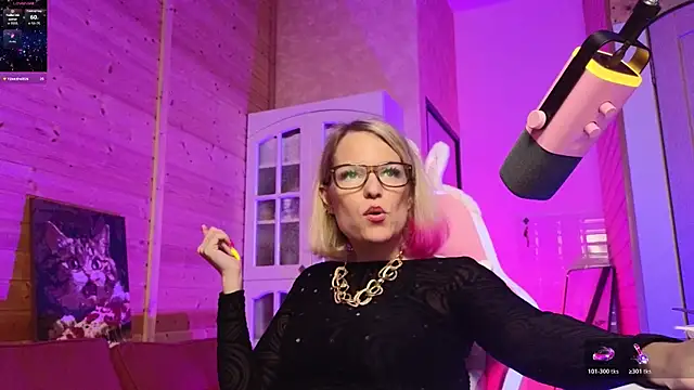 Lady_Shine's Live XXX Chat