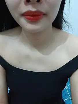AmberBelle_007 Adlı Modelin Canlı XXX Sohbeti