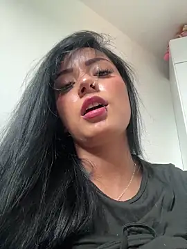 Melii_1 Chat XXX live