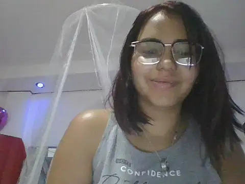 Miapeyton's Live XXX Chat