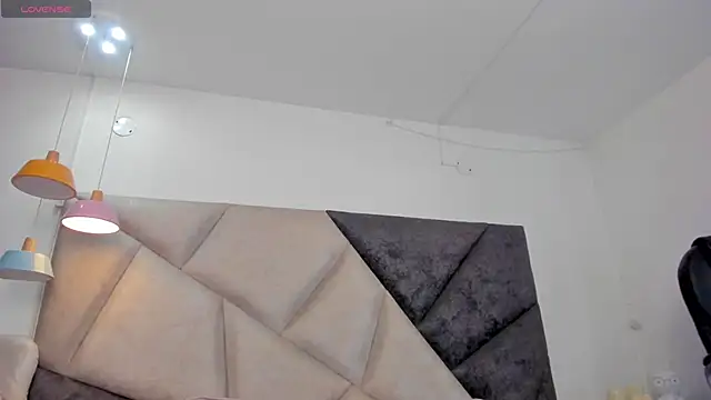 Živý XXX chat FaloonRoussel