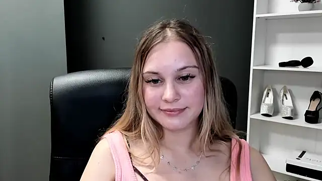 kitty_valeria's Live XXX Chat