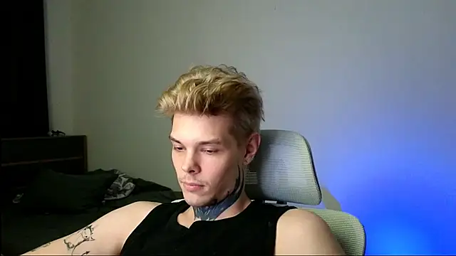 DENIS_HERE 在線直播表演