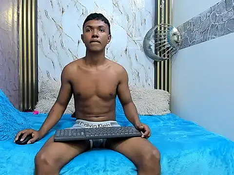 Show webcam de lonjitas_twink_hot