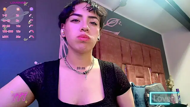 Kiara_Fox__ 即時 XXX 聊天