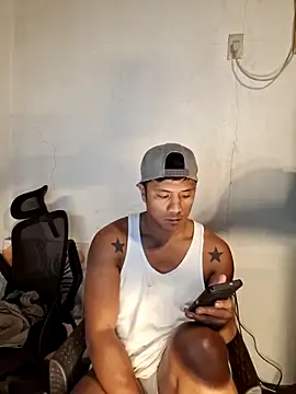 Chat +18 de Felix_Asher ao vivo