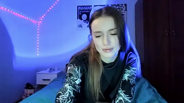 tinyglow élő XXX-chatje