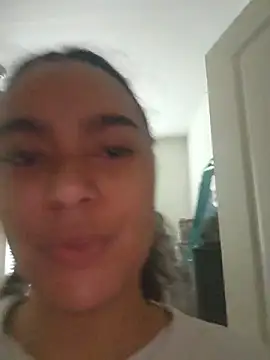 cinnaminnie Show in webcam