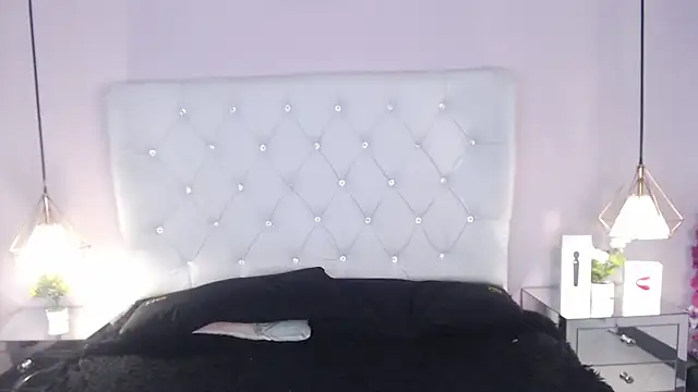 Aleja_gh1n Live XXX chat