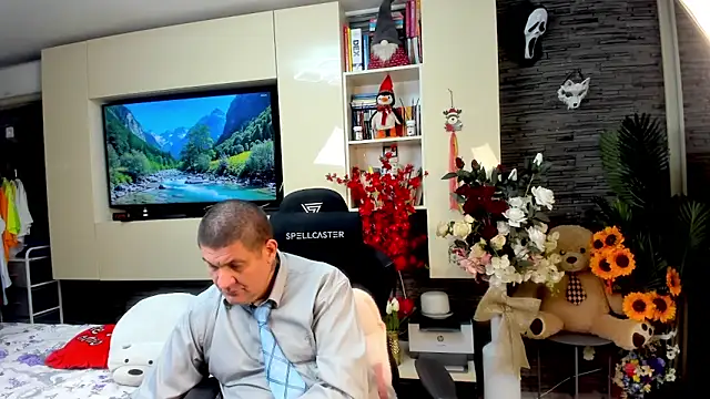 SpartacusDaddy48's Webcam Show