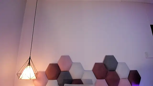 Chat XXX ao vivo de GahiaBelucci