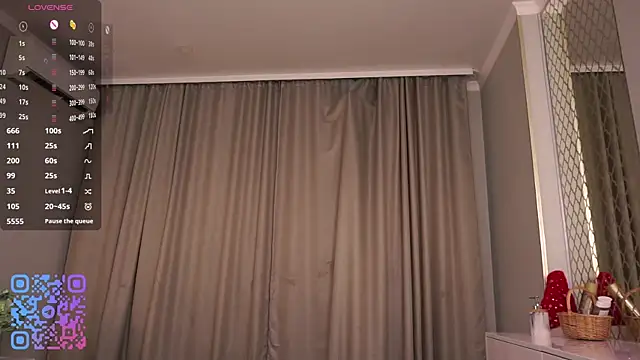 HannaHayles Chat XXX live