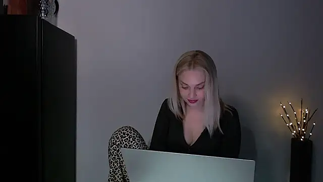 Lia_noo_regrets 라이브 XXX 채팅