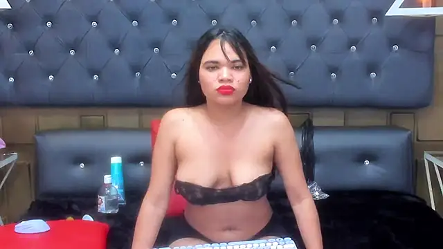Chat +18 de CaroBeltran ao vivo