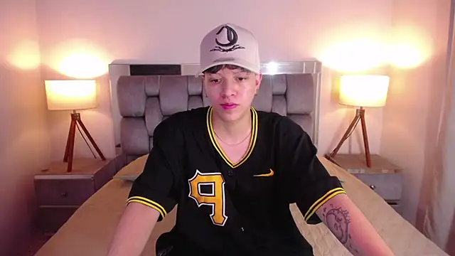 Asher_addamss_ webkamerás műsora