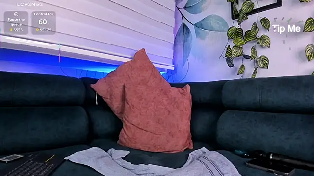 JoshMillerr_ Chat XXX in diretta