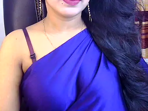 Chat XXX en directo de Noor_Zarin