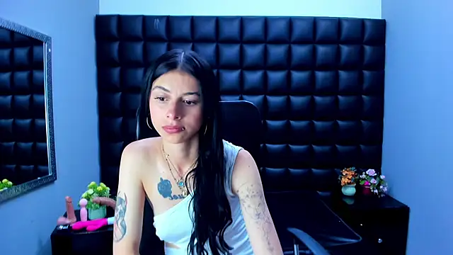 Dulce_Miaa_ Live XXX-Chat