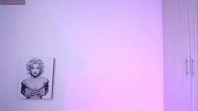 Živý XXX chat Millie_bobby