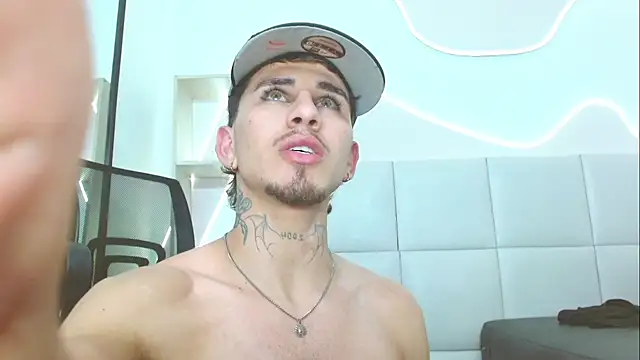DanntheStiffn Live XXX chat