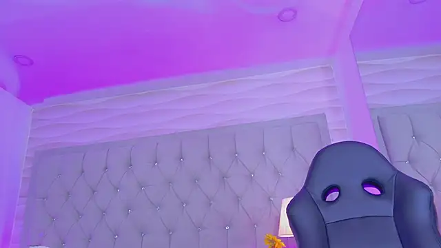 Онлайн чат XXX Liathompson_FG