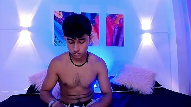 Chatroom XXX en direct de Vezzx