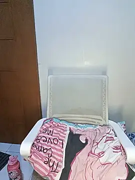 Sweet_asian_kylie's Webcam Show