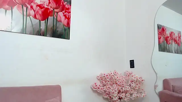 pinky_f00x Chat XXX in diretta
