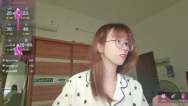 دردشة Lili_666 الجنسية المباشرة