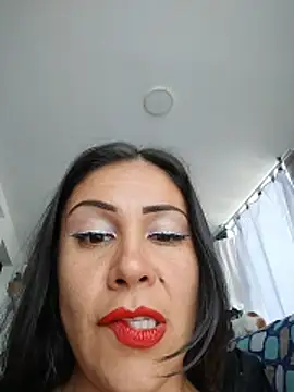 Živý XXX chat KittyHoleshot87