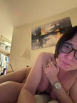 JulieEroticDress Live XXX-Chat