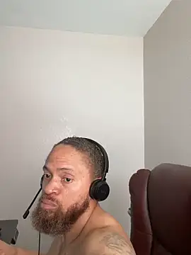 Fathero1time's Live XXX Chat