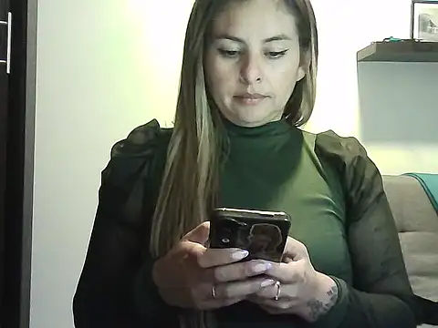 Valery__Rouse_ 라이브 XXX 채팅