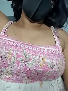 Teluguammai_01 Adlı Modelin Canlı XXX Sohbeti