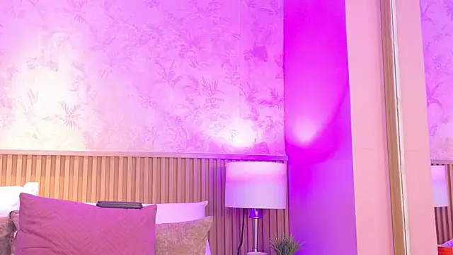 Онлайн чат XXX ValeriaMonet