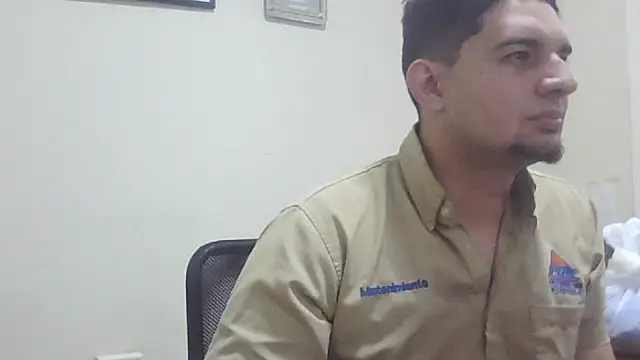 Chat XXX Live Officeb0y