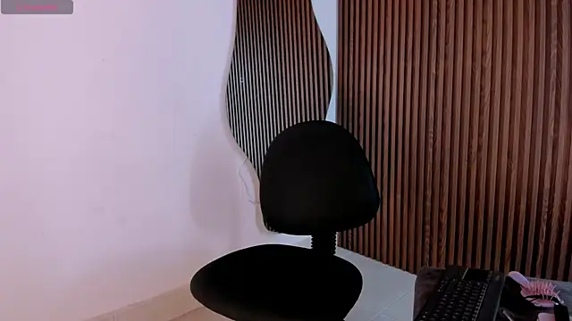 Chat XXX ao vivo de CandyGlow_