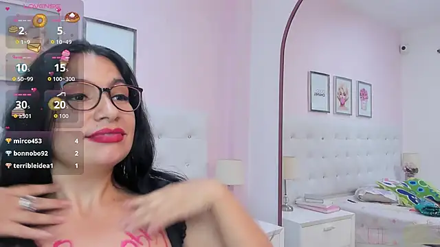 Chat XXX ao vivo de DianaSheren