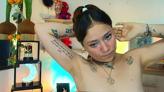 alisson_zafiro_'s Live XXX Chat