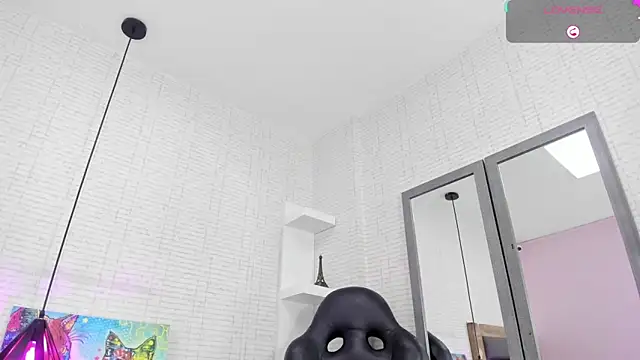 Chat +18 de MAYROBERTSS ao vivo