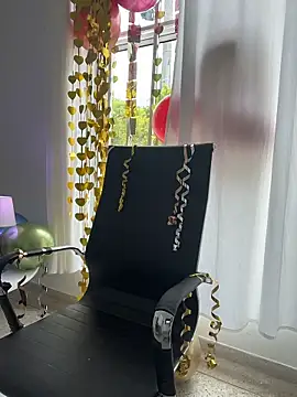 NaomiClay's Live XXX Chat