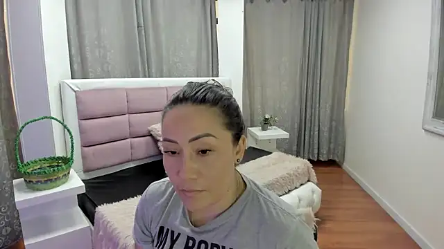 gaby_trent's Live XXX Chat