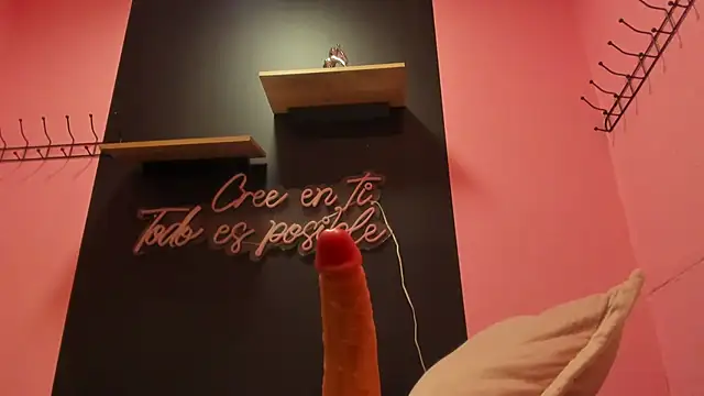 Scarleth-Foxx Live XXX Chat